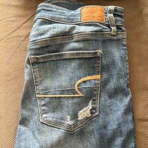 *CLOSET CLEAROUT* American Eagle super stretch jegging